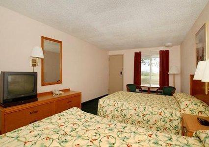 Knights Inn Elyria Oda fotoğraf