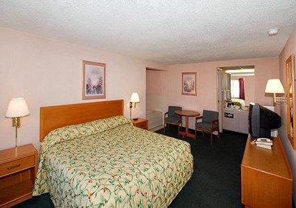 Knights Inn Elyria Oda fotoğraf