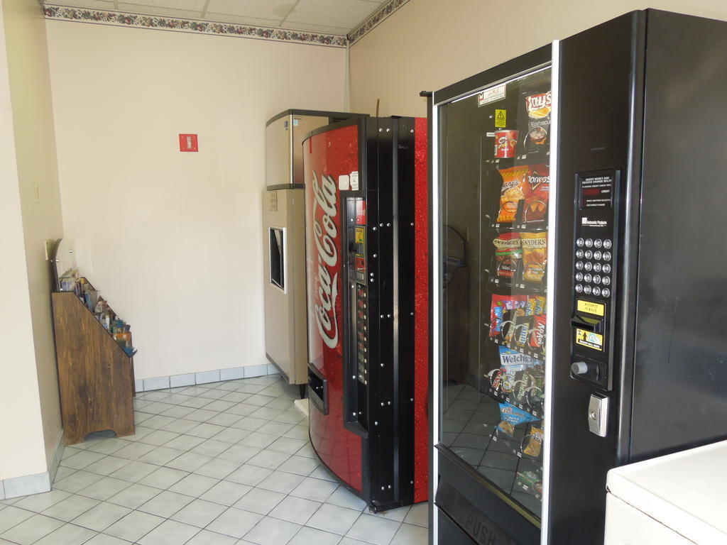 Knights Inn Elyria Dış mekan fotoğraf